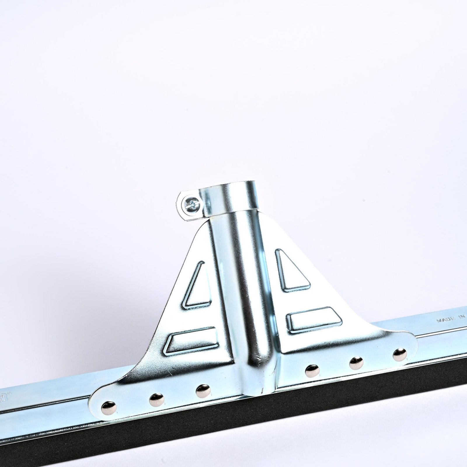 مساحة جلد حديد تايواني Taiwanese iron leather area - الصورة 2