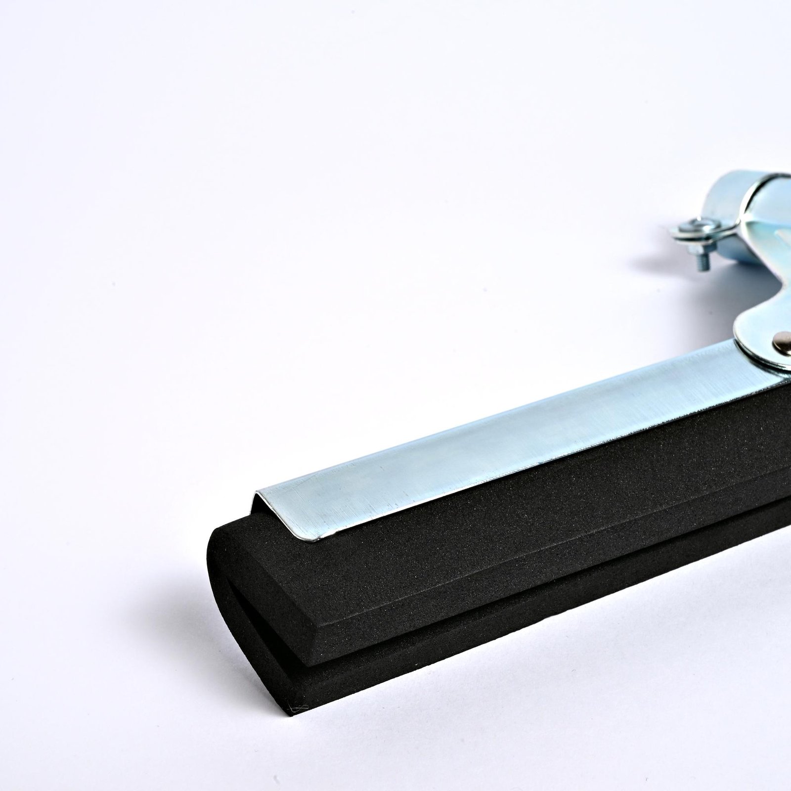 مساحة جلد حديد تايواني Taiwanese iron leather area - الصورة 3